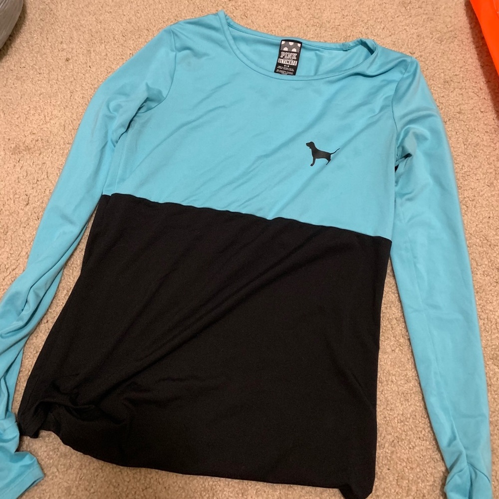 Long sleeve athletic t